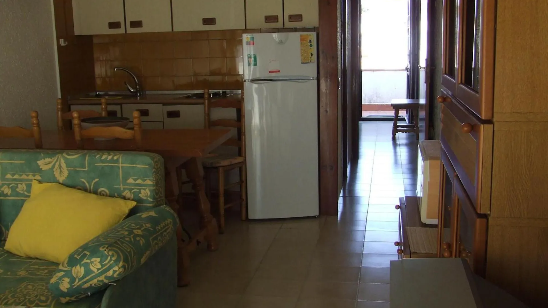 Vista Bahia 23 - Apartamento En Primera Linea De Mar A Pocos Metros Del Centro De Empuriabrava Con Aparcamiento. - Es-228-183 0*,