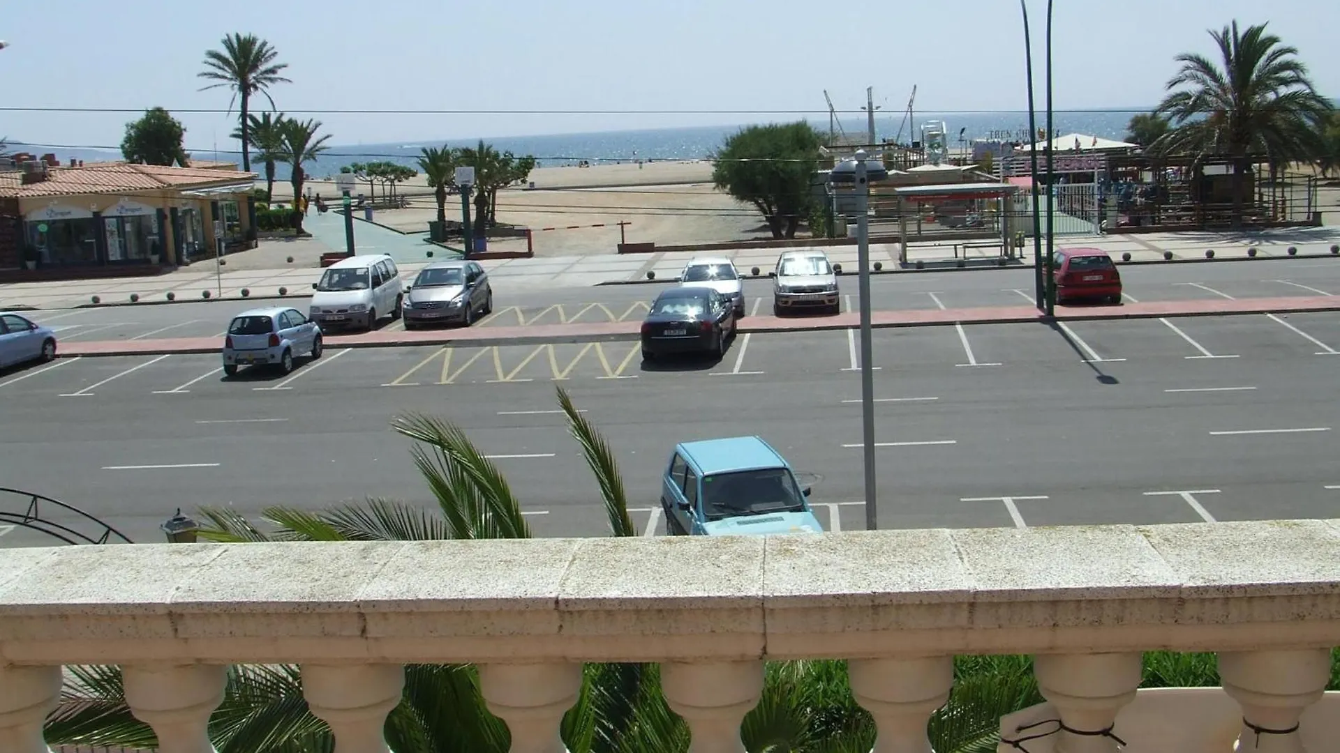Apartment Vista Bahia 23 - Apartamento En Primera Linea De Mar A Pocos Metros Del Centro De Empuriabrava Con Aparcamiento. - Es-228-183 Spain